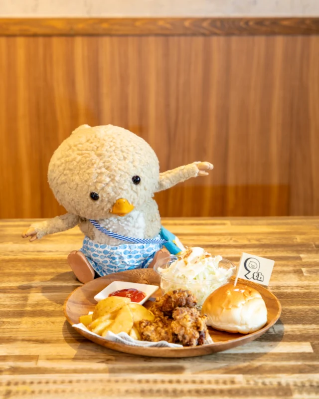 東京トガリ 1/1ぬいぐるみ おすわりver.（タカラトミー